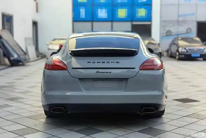 保时捷panamera帕拉梅拉售价1838万元上牌日