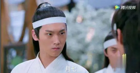 楚乔传月七也喜欢楚乔吗楚乔传月七的扮演者是谁