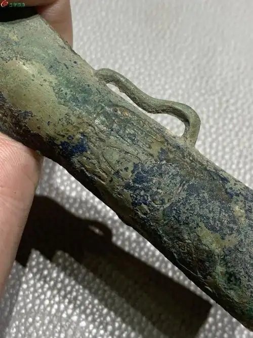 03汉代双面工矛头