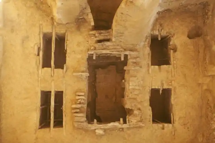 【文化遗产】热水古墓新发现|2018血渭一号大墓遗物丰富