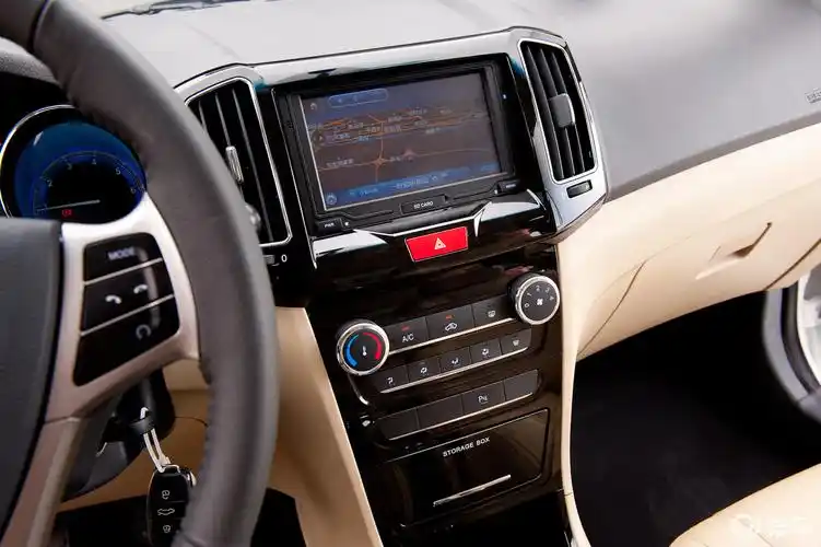 【奇瑞e32013款1.