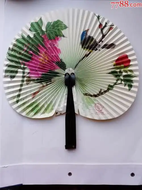 中国出口纸质折叠团扇
