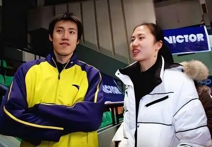 前女排队长周苏红照顾瘫痪丈夫5年后离婚2婚改嫁大9岁富商