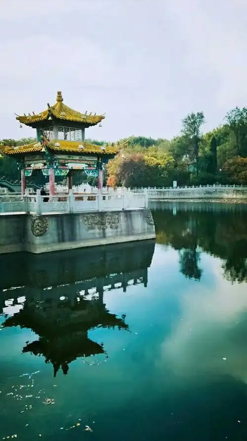 辽阳太子河畔风景多