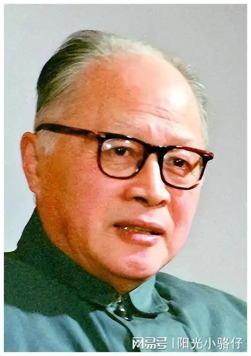 钱学森:科学巨匠与航天传奇,他的一生令人惊叹!