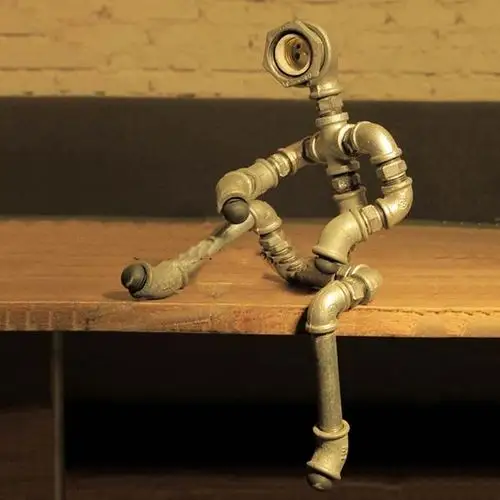 水管造型铁艺机器人摆件,精选优质铁艺,精心制造而成
