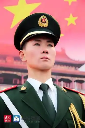 吹响征兵号角 胶州市九龙街道退伍军人呼吁大学生参军入伍