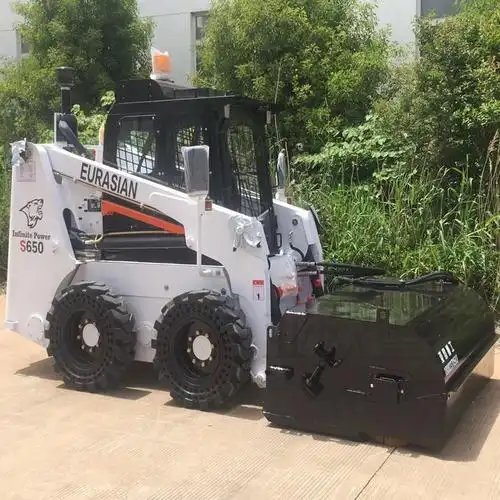 石子渣土清理必备 亚欧重工批发扫地机产品亚欧重工930山猫清扫车