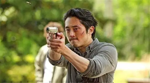 《行尸走肉》中的格伦是谁演的,还演过哪些影视剧?