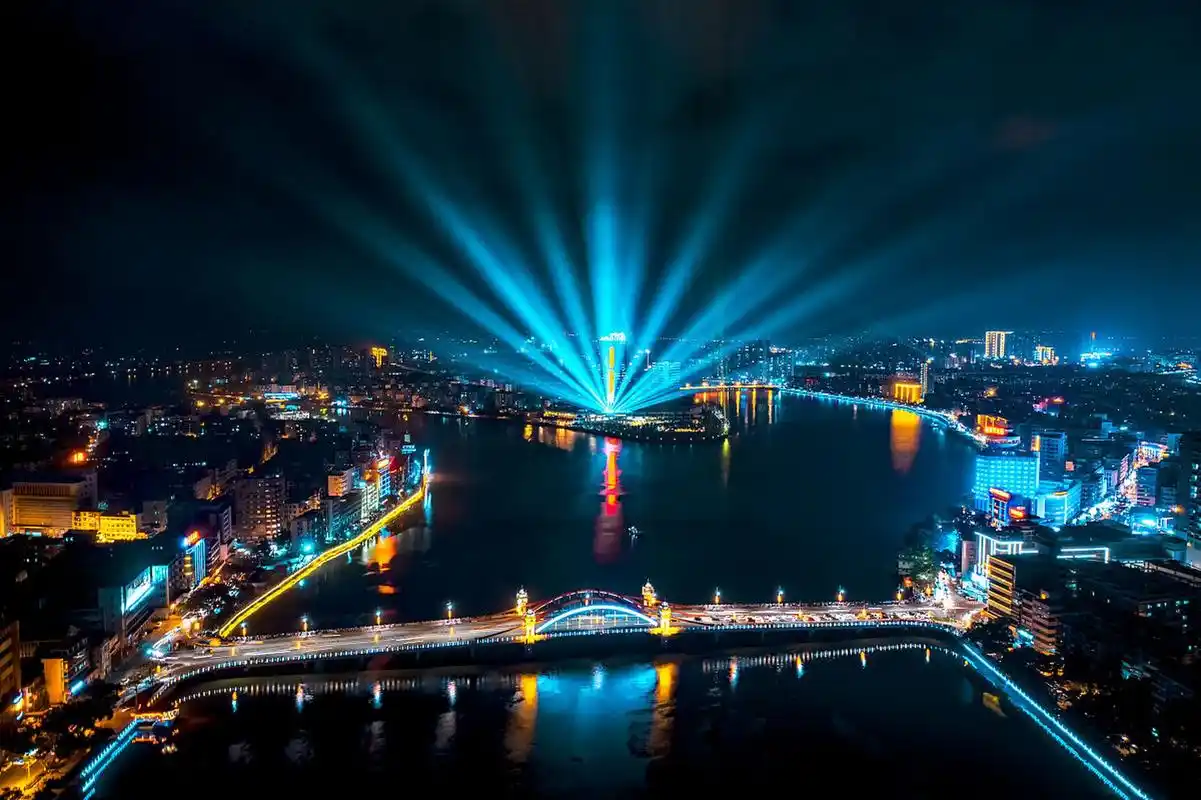 佛山千灯湖夜景,真是太美了!