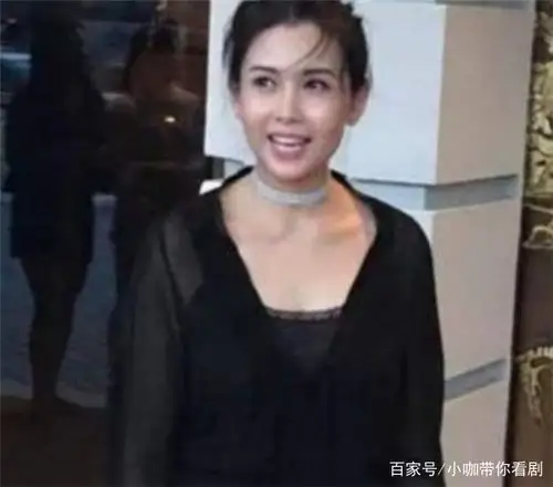 不老女神,51岁的邱淑贞近照颜值不减当年