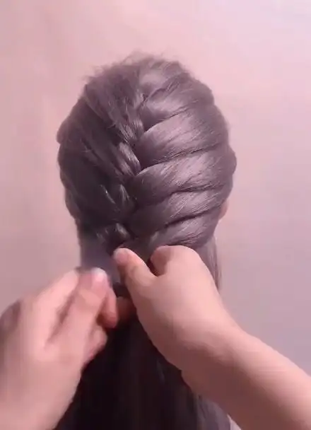 蝎子辫教程|三股辫3 2正编 看了一定可以学会 超实用发型