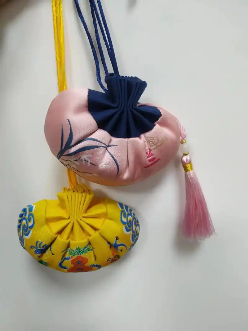 手工制作去湿香囊 - 抖音