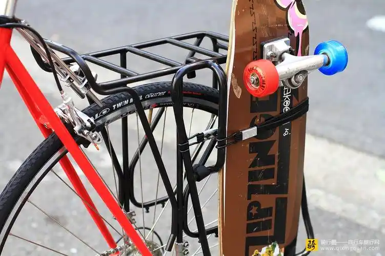 surly红色滑板单车