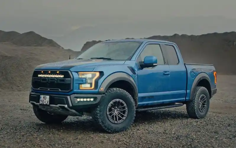 v8最强猛禽皮卡 2023福特f-150 raptor r 第一视角驾驶