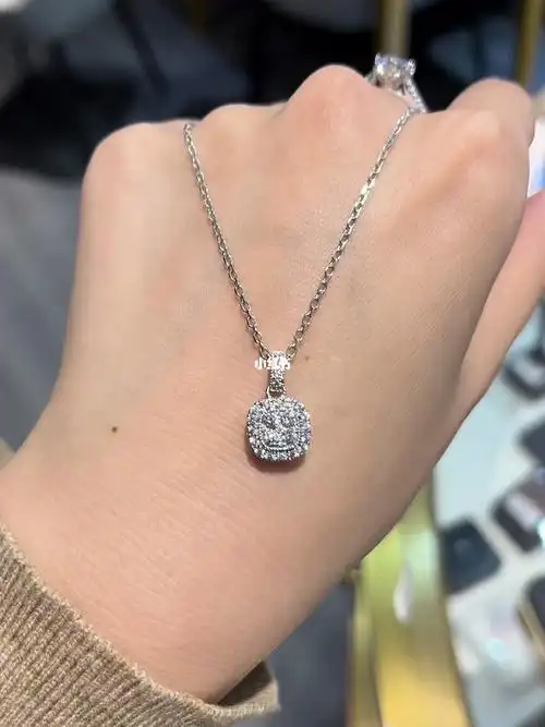 经典钻石项链百搭神器72你值得拥有