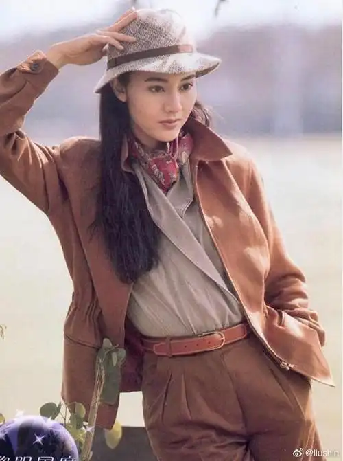 影视剧中的穿搭范本#黎明朱茵李嘉欣演的港剧《原振侠》造型穿搭都好