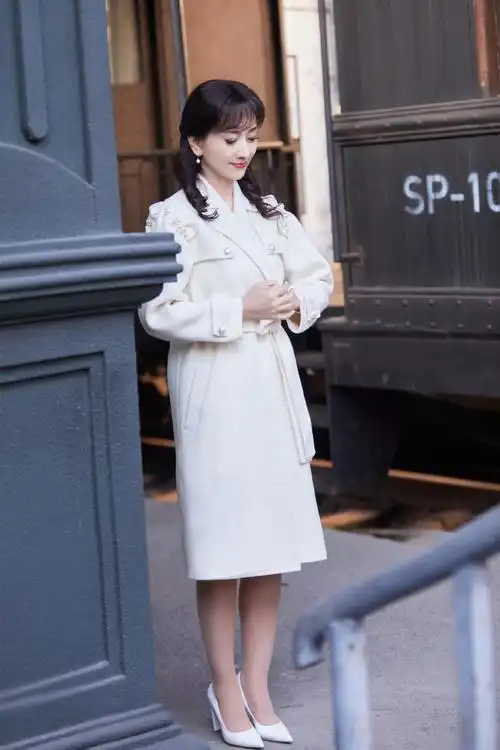 赵雅芝的气质搭配