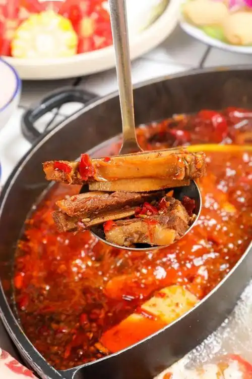 【爸爸炒料牛排老火锅】南方店|夏天来了,属于小龙虾的季节!