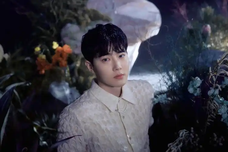 suho全新个人专辑回归在即,乐队音效和魅力歌唱令期待感大增!__凤凰网