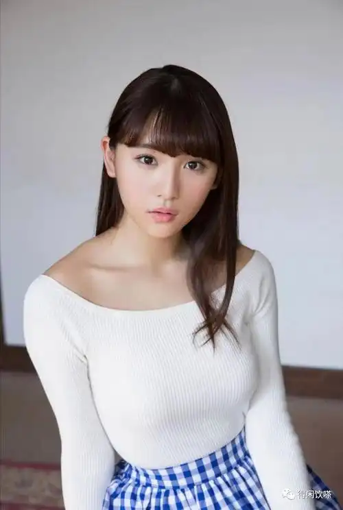 例如"千年一遇的美女","四千年一遇的美女","万年一遇的