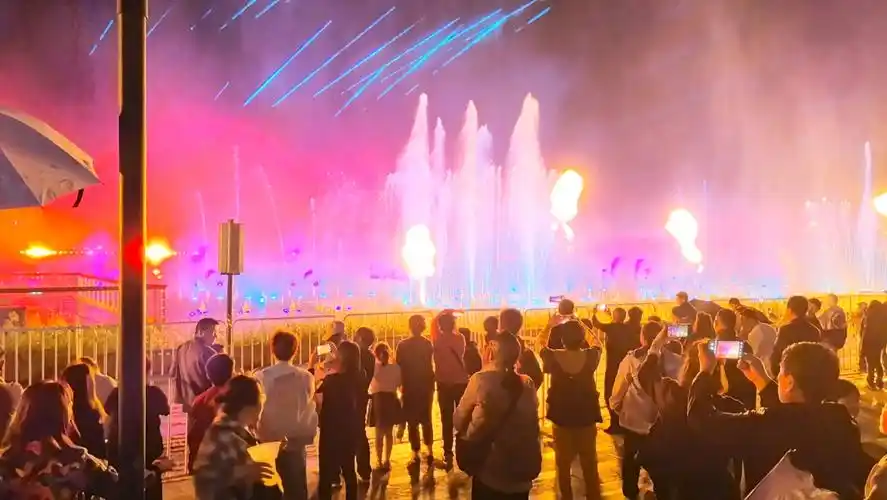 沈阳浑南中央公园音乐喷泉