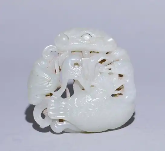 元代和田玉海东青啄雁玉饰