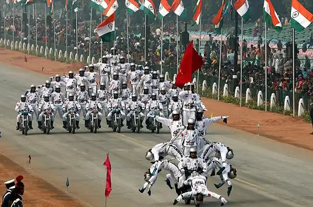 哥笑的想哭 图说"销魂"的印度阅兵仪式 组图