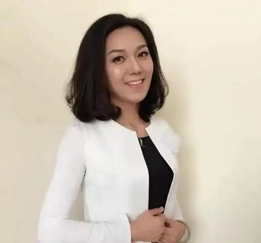 陆剑民和妻子胡月,恩爱如初,一对叫人羡慕的夫妻