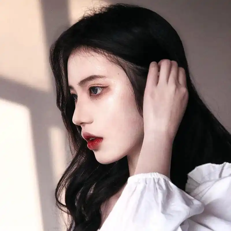 精致微信女生头像两张一对