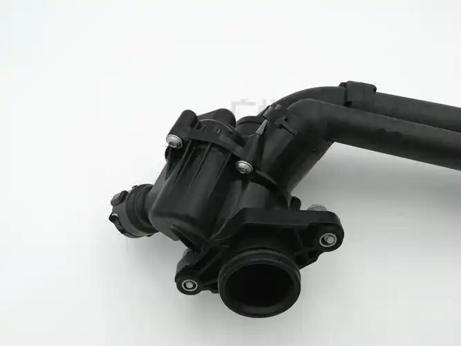 适用于奔驰c200c260e200e260glaglcglk260发动机节温节温器