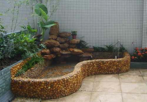 阳台建鱼池?你怎么不上天呢?你想让楼下的气死吗