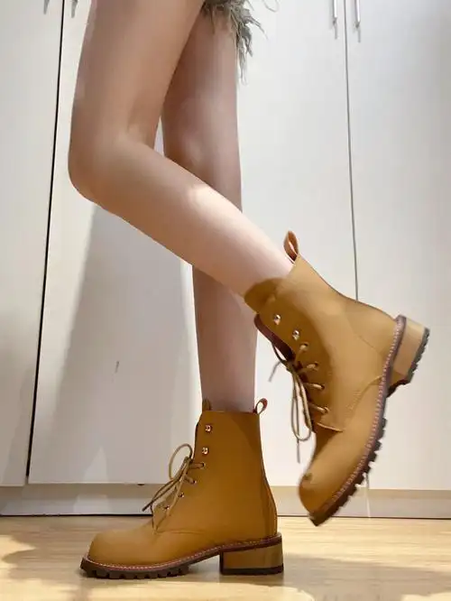 夏天也能穿的大黄靴60高级感溢出屏幕09