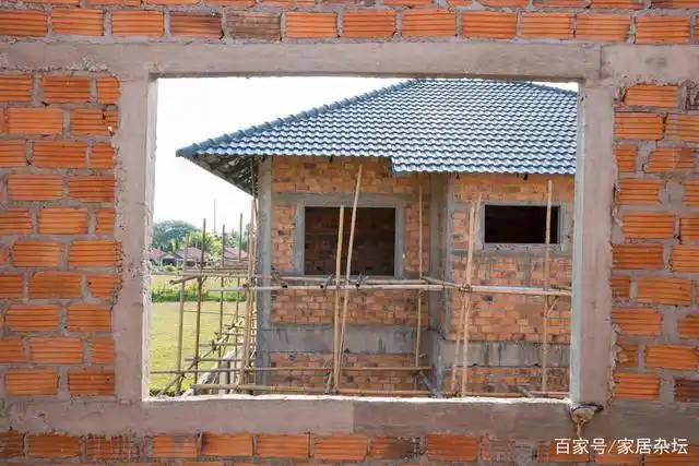 怎么选择?屋面瓦又选择哪种呢?