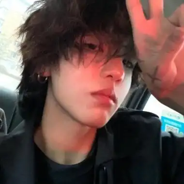 qq头像真男生帅气冷酷高清好看的头像真男生冷酷帅气图片