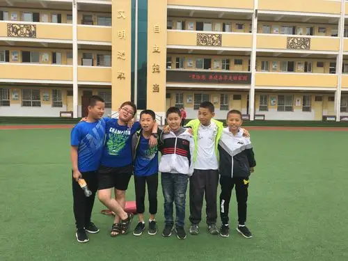 我们的青春不散场—-2019届安塞区第四小学六年级四班毕业留念