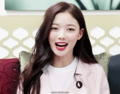 金裕贞惊艳美少女鼓掌gif动图_动态图_表情包下载_soogif