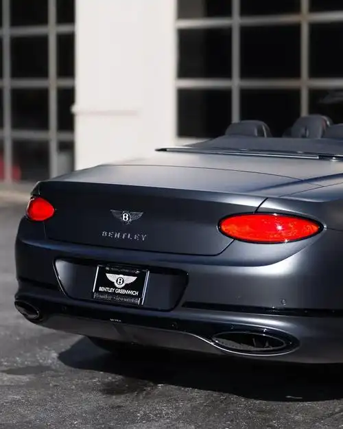 宾利欧陆gtc w12可能是性能最强的超跑轿跑!