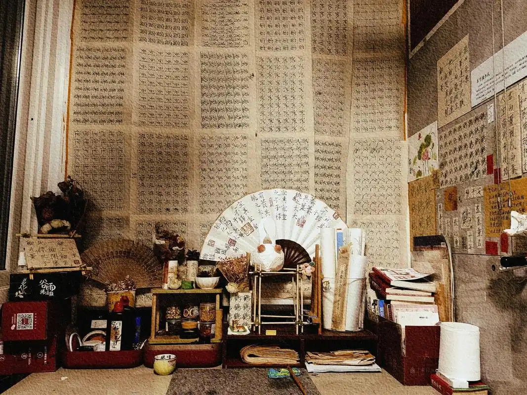 太喜欢我的书桌了 无瑕 不出#传统文化 #手写 #古风 - 抖音