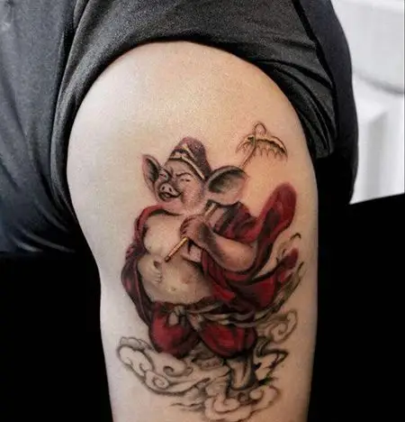 大臂腾云驾雾的猪八戒纹身图案