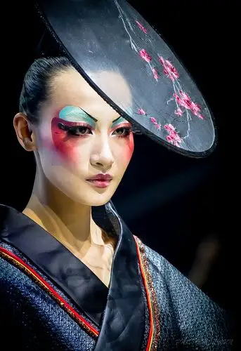 中国国际时装周——东方印记||2018毛戈平彩妆造型发布