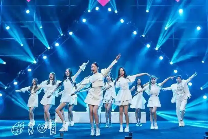 对c位有这样热切欲望的人,哪怕是被众投出来的c位都无法撼动她的位置?