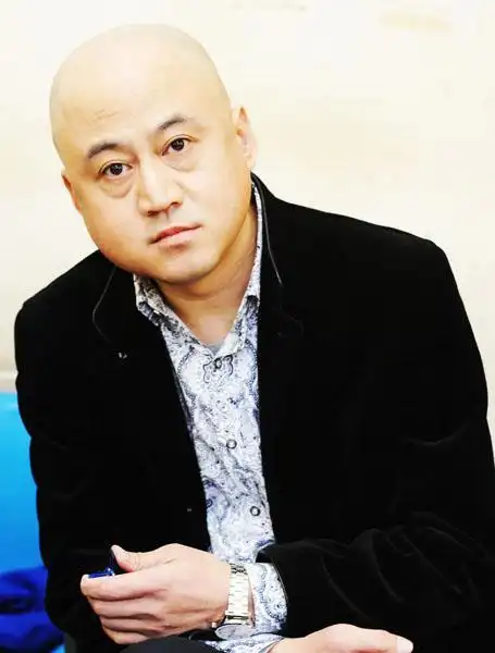 方清平(《笑傲江湖》人气选手)_尚可名片