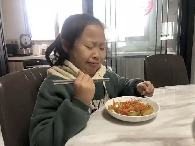 吃一道不喜欢的菜