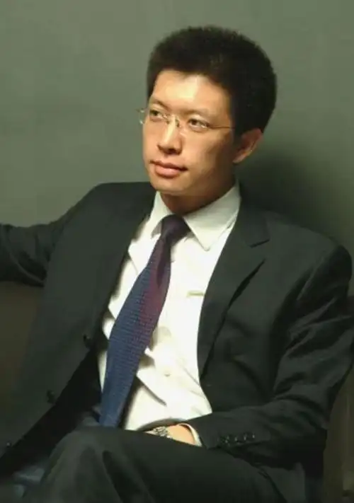 白岩松|播音员_网易订阅