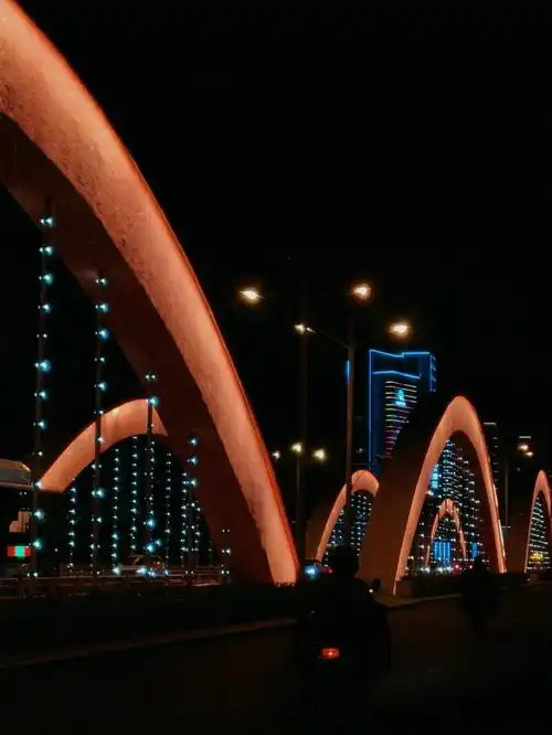 这是太原的夜晚啊也挺美的