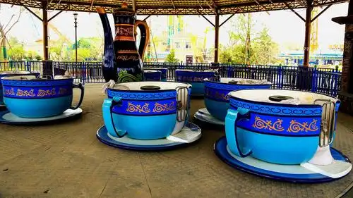 地址(位置,怎么去,怎么走):  广州市番禺区迎宾路长隆欢乐世界内