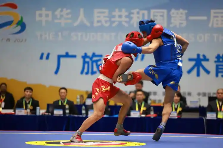 学青会|男子散打郑州选手强势夺金