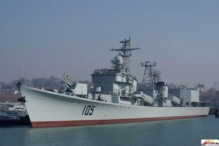 105济南号导弹驱逐舰的简介