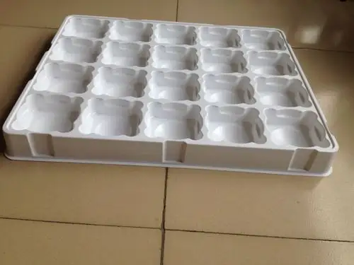 北京塑料厂谈定制塑料吸塑托盘需注意四点